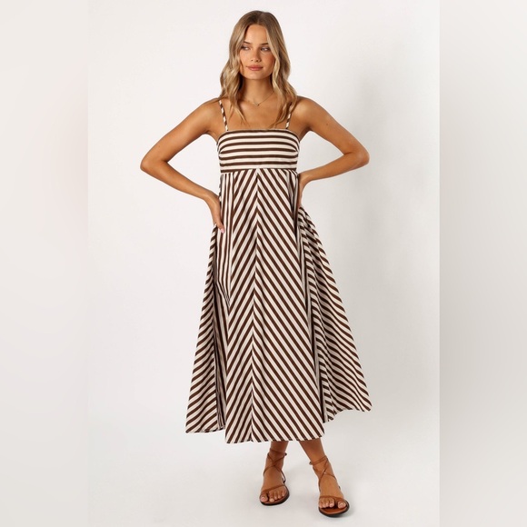Petal & Pup Dresses & Skirts - NWT Petal & Pup Mercury Maxi Dress in Brown & White Stripes, Size 4